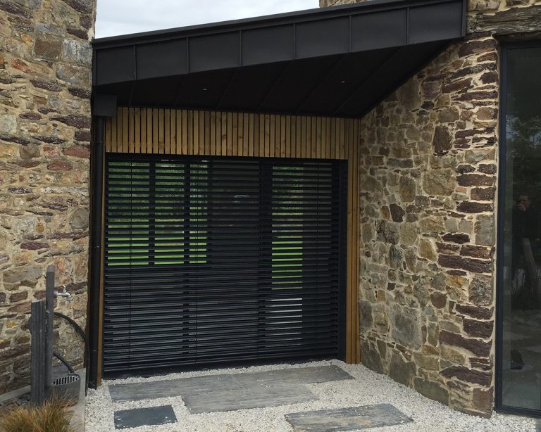 brise soleil orientable exterieur noir etienne menuiserie