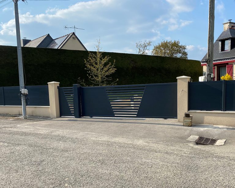 portail coulissant barreaux horizontaux aluminium