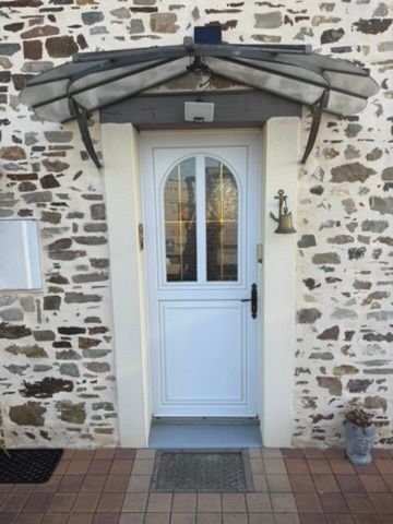 bruz porte entree avant