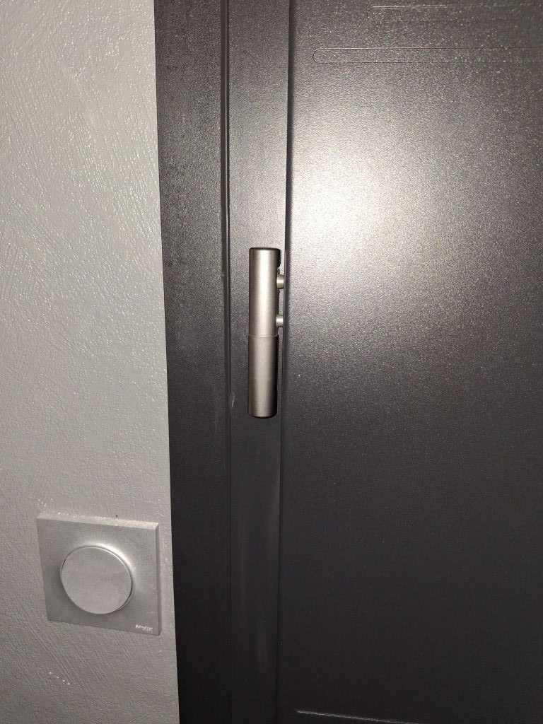 Poignée d'une porte d'entrée Kline en alu