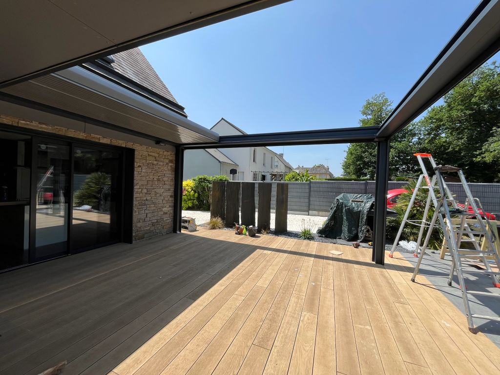 Pergola en alu avec lames orientables