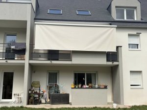 rennes store banne lambrequin motorise